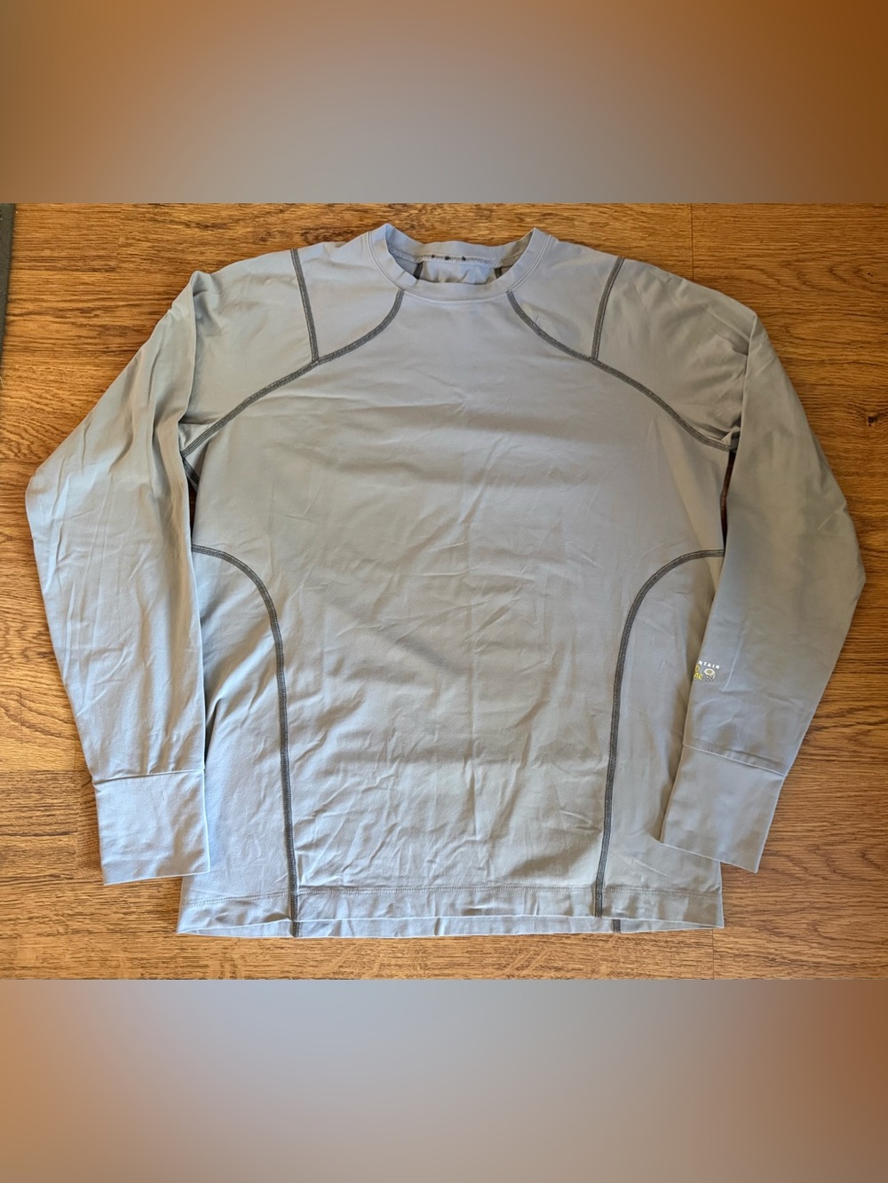 Mountain Hardwear Men’s Large Technical Long Sleeve Base Layer Gray
